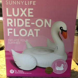 SunnyLife Luxe Ride-On Swan Float